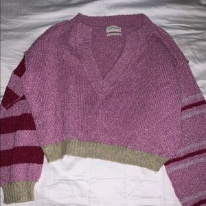 URBAN OUTFITTERS SWEATER